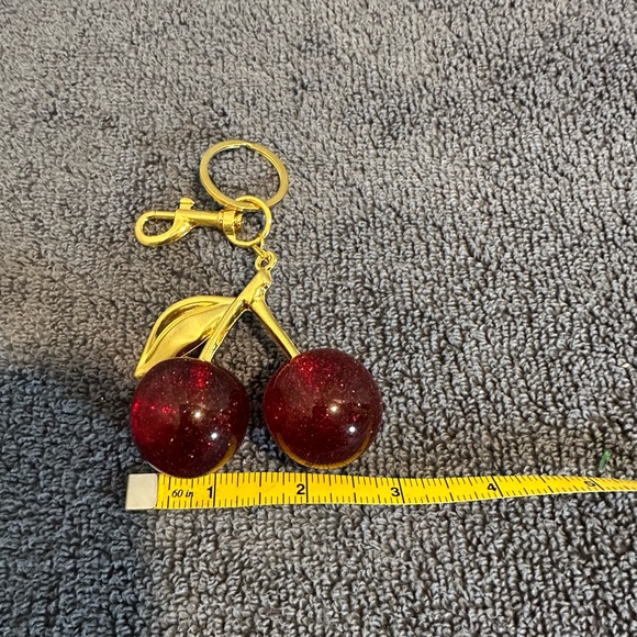 Cherry gold purse, charm still new in package, took out to take pictures - Picture 6 of 6
